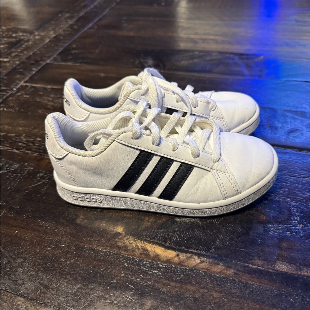 Adidas Kids White and Black Sneakers 12K